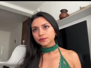 sweet_littleee — Chaturbate recorded stream screenshot (25 Nov 2025)