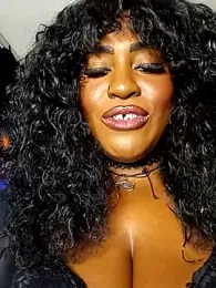 AmazonianMistress — Stripchat recorded stream image, 25.11.2025 20:00