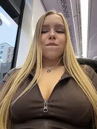 Liza_risky — Stripchat recorded stream image, 26.11.2025 11:40