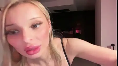 HannaXLove — Stripchat recorded stream screenshot (26 Nov 2025)