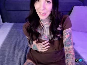 harliequinnx — Chaturbate recorded stream screenshot (27 Nov 2025)