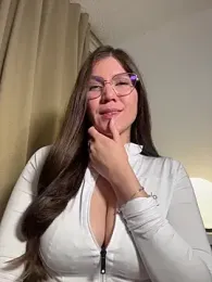 AmelieLaurent_ — Stripchat recorded stream screenshot (27 Nov 2025)