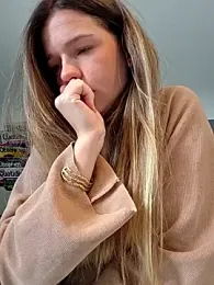 lucie_mehott — Stripchat recorded stream screenshot (27 Nov 2025)