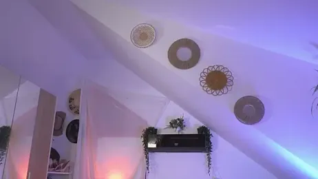 Amaliamour — Stripchat recorded stream screenshot (28 Nov 2025)