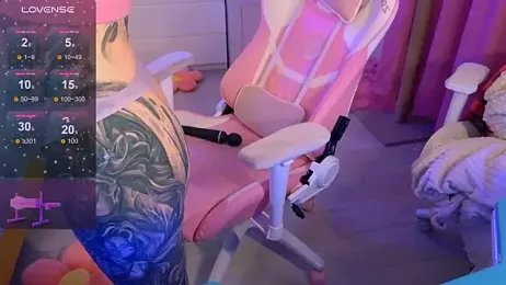 Britney_Lynch — Stripchat recorded stream image, 28.11.2025 21:10