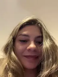 alicee16 — Stripchat recorded stream image, 29.11.2025 01:00