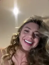 alicee16 — Stripchat recorded stream image, 29.11.2025 01:00