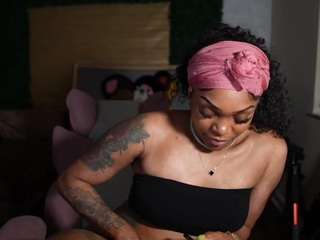 pinkperfectxxx — Camsoda recorded stream screenshot (29 Nov 2025)