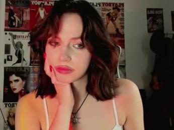 niky_jess — Chaturbate recorded stream screenshot (02 Dec 2025)