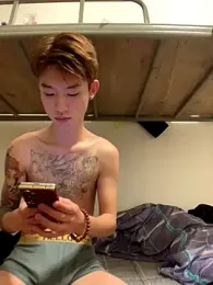 KK-cuteboy — Stripchat recorded stream image, 02.12.2025 10:10