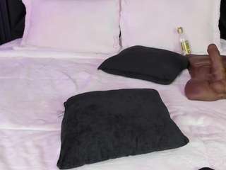 atinxnaugthy — Camsoda recorded stream image, 02.12.2025 21:40