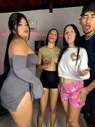 royalgirls_x — Stripchat recorded stream image, 03.12.2025 01:20