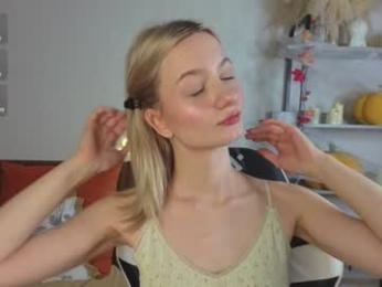 minnietammy — Chaturbate recorded stream screenshot (03 Dec 2025)