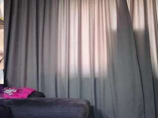 megan-ros — Camsoda recorded stream image, 04.12.2025 05:20