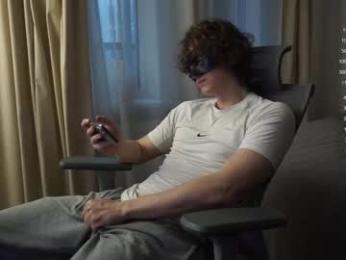 maestro3369 — Chaturbate recorded stream image, 04.12.2025 11:20