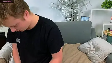 _Olli__Stiw_ — Stripchat recorded stream image, 05.12.2025 08:30