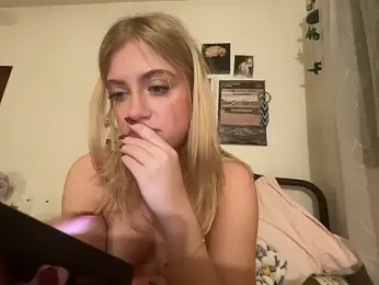 sinfulblonde1 — Stripchat recorded stream image, 26.02.2025 02:30