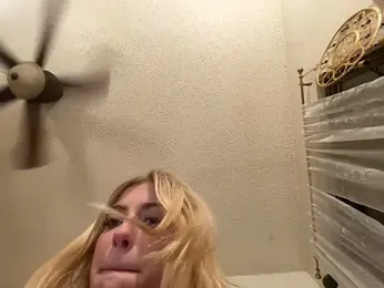 sinfulblonde1 — Stripchat recorded stream image, 26.02.2025 02:30