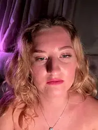 MileySummer — Stripchat recorded stream image, 05.12.2025 15:00