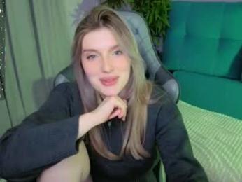 kebesheska — Chaturbate recorded stream screenshot (05 Dec 2025)