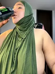 sweetmuslim01 — Stripchat recorded stream image, 06.12.2025 01:40