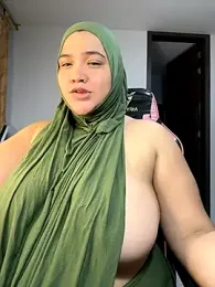 sweetmuslim01 — Stripchat recorded stream image, 06.12.2025 01:40