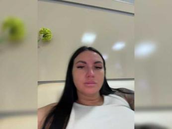 KROSHKA_N — Bongacams recorded stream screenshot (26 Feb 2025)