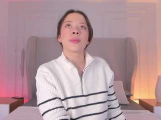 chloedee — Camsoda recorded stream image, 06.12.2025 12:00