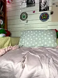 TrenaAnne — Stripchat recorded stream image, 07.12.2025 02:00