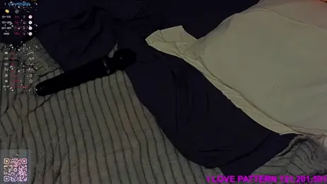 Hollara_Bangg — Stripchat recorded stream screenshot (08 Dec 2025)