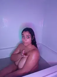 cinnaminnie — Stripchat recorded stream image, 08.12.2025 14:50