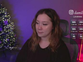 damilui — Bongacams recorded stream image, 08.12.2025 15:50