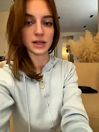 -AngelAri- — Stripchat recorded stream image, 08.12.2025 21:00