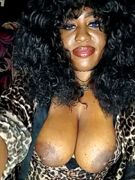 AmazonianMistress — Stripchat recorded stream image, 08.12.2025 22:50