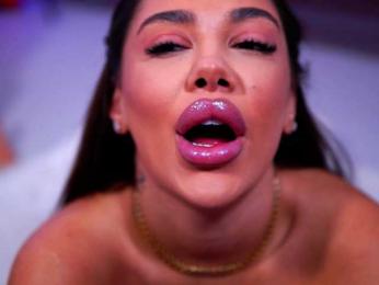 NatyDesiree — Bongacams recorded stream image, 08.12.2025 19:40
