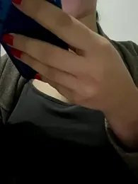 farah-36 — Stripchat recorded stream image, 10.12.2025 03:10