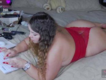 FLUFFY_BEAUTY — Bongacams recorded stream image, 10.12.2025 18:40