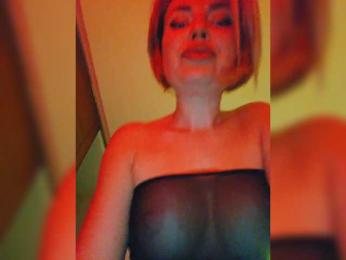 Minni_Mia — Bongacams recorded stream screenshot (11 Dec 2025)