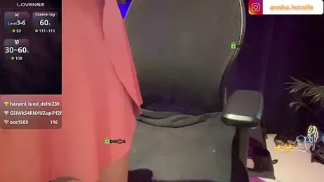 CharmingTania — Stripchat recorded stream screenshot (12 Dec 2025)