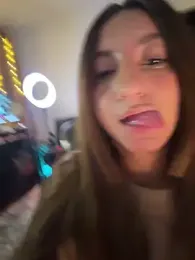 aly_golden_ — Stripchat recorded stream image, 12.12.2025 08:50