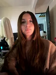 aly_golden_ — Stripchat recorded stream image, 12.12.2025 08:50