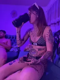 Izy_cute_ — Stripchat recorded stream screenshot (13 Dec 2025)