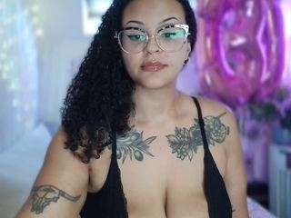 its-eve — Camsoda recorded stream screenshot (13 Dec 2025)