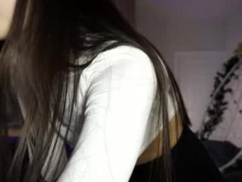emilybatee — Chaturbate recorded stream screenshot (13 Dec 2025)
