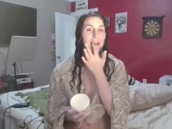 carriemadsin — Chaturbate recorded stream image, 13.12.2025 18:40