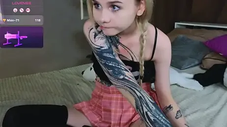 Britney_Lynch — Stripchat recorded stream image, 27.02.2025 00:10