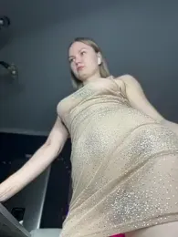 NickiLike — Stripchat recorded stream image, 14.12.2025 17:20