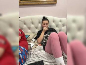 _Milashka_ — Bongacams recorded stream screenshot (14 Dec 2025)