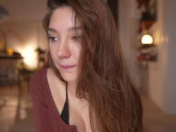 mia_dynasty — Chaturbate recorded stream image, 14.12.2025 18:10