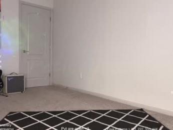 petitebrat — Chaturbate recorded stream screenshot (14 Dec 2025)